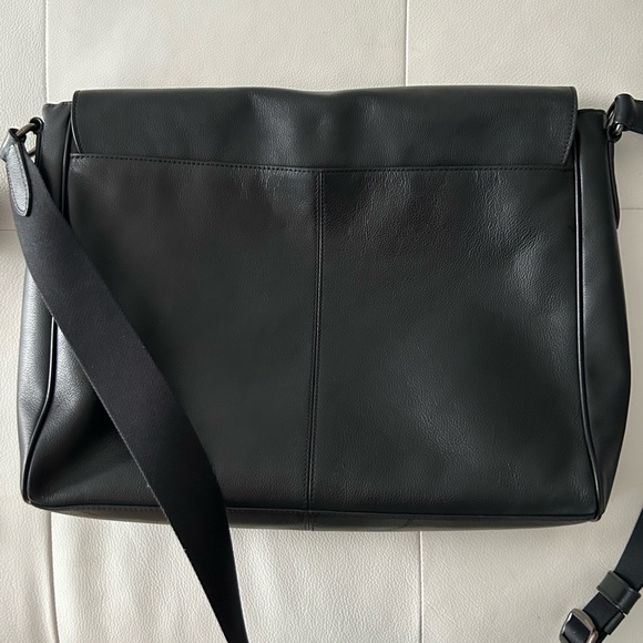 Black men Coach briefcase. Brand new never used and good for MacBooks/iPad etc. - Picture 2 of 4